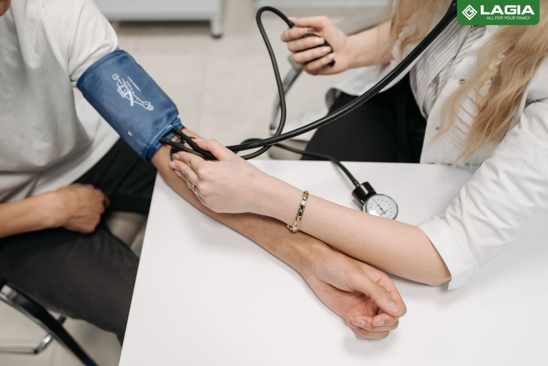 Huyết Áp Thấp Ở Người Trẻ: Nguyên Nhân Và 7 Cách Cải Thiện Hiệu Quả