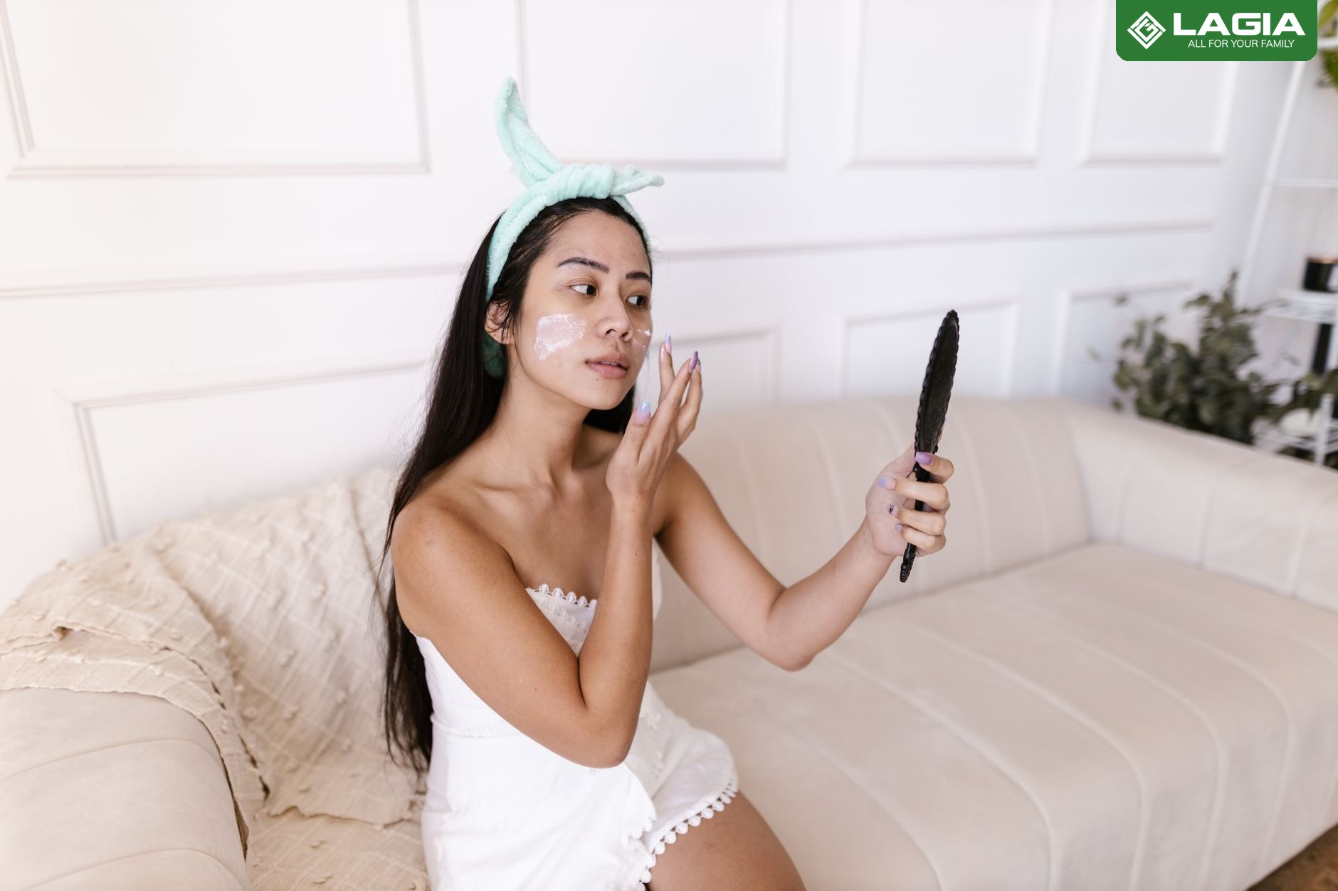 Chăm sóc da đúng cách kết hợp cùng dinh dưỡng hỗ trợ collagen từ bên trong